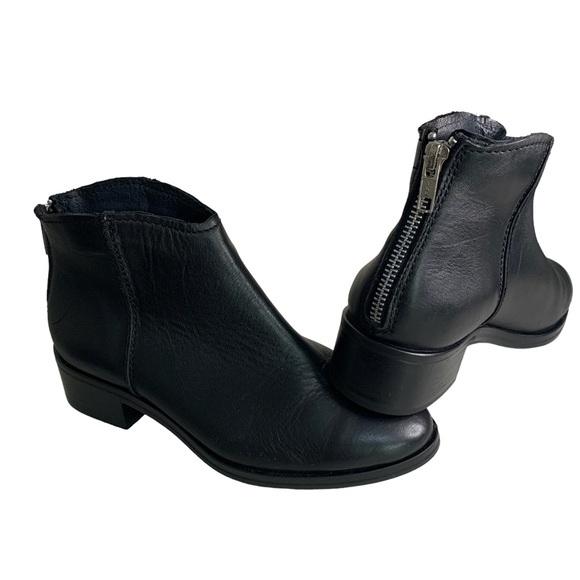 Artisan By Zigi Woman’s Georgie Leather Ankle Boots Size 6.5. Black 1 1/2” Heels - Picture 1 of 8